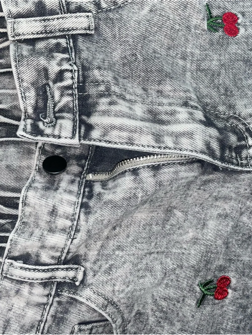 SHEIN Gray Acid-Wash Jeans with Red Cherry Embroidery